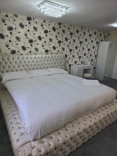 The Jester Hotel - image 9
