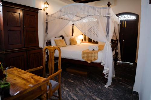Deluxe Double Room with Balcony and Sea View image 10
