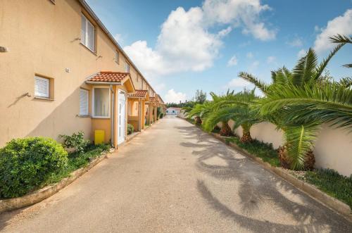 Apartment Buneta with Relaxing Outdoor Area