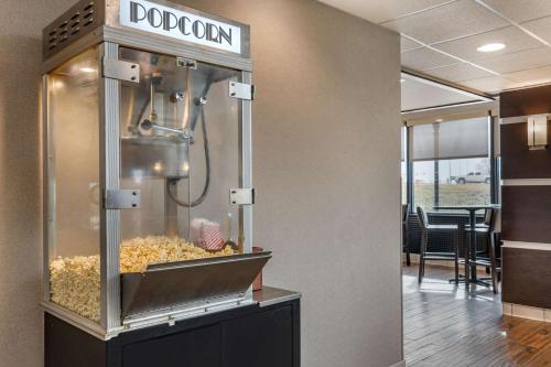 Drury Inn & Suites Champaign in Champaign, USA