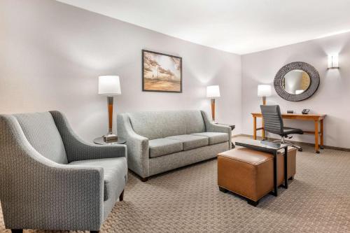 Drury Inn & Suites Champaign - image 11