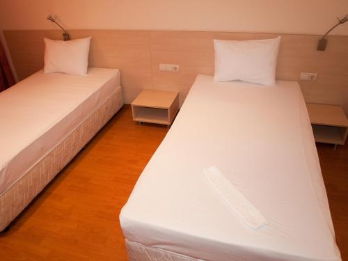 Hotel Astra – Sofia, PA