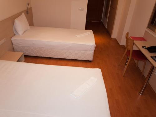 Hotel Astra - image 12