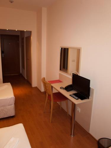 Hotel Astra – Sofia, PA