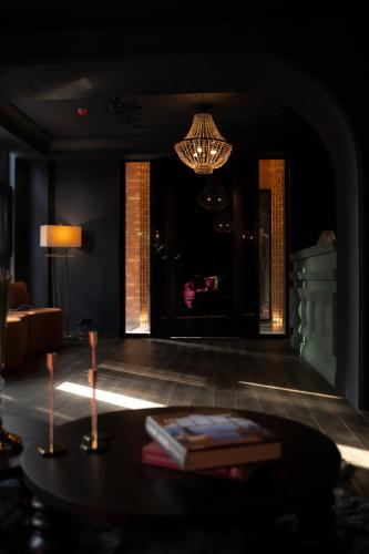 D'Azur Residency - image 4