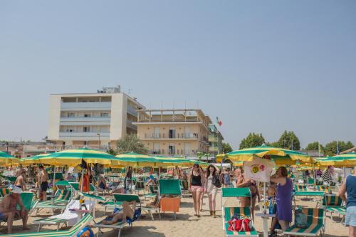 Hotel Deanna 2