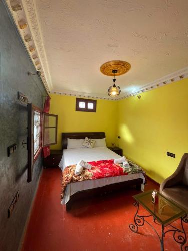 room detail thumbnail 1