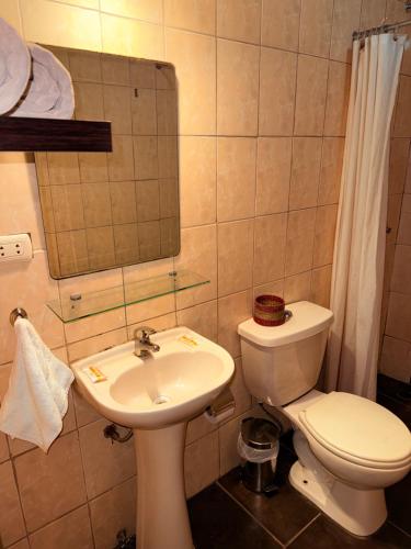Twin Room image 1