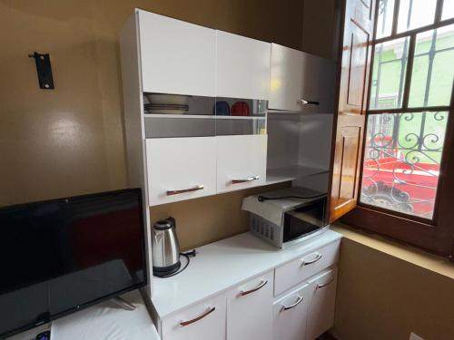 Twin Room image 2