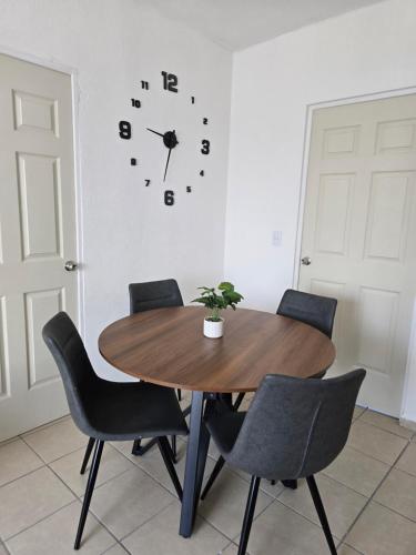 Facilities, Acapulco Diamante, Real del Palmar in El Cayaco