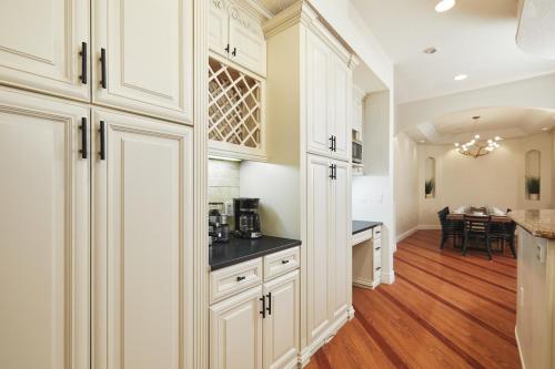 Létesítmények, The Pine and Palms - Private luxury resort in Indian Rocks Beach (Florida)