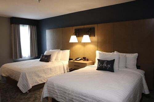 Eastland Suites Hotel & Conference Center - main image