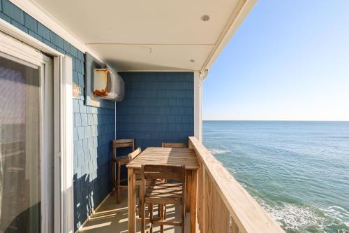 Oceanfront Views at Loggerhead Landing Oceanfront Views at Loggerhead Landing