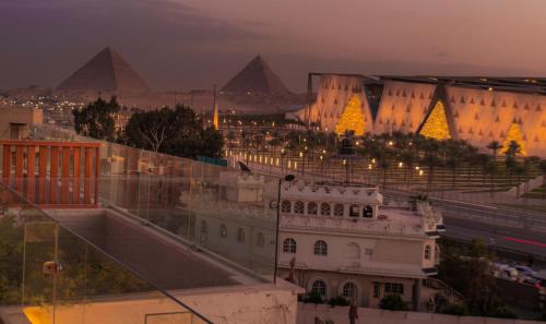 Kush Hotel, Grand Museum & Pyramids View