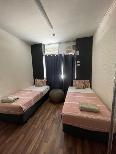 Youth Shack Backpackers Darwin Room Type - Standard Twin Room