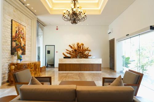 Azana Garden Hill Resort Blora in Blora