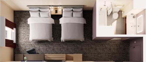 2 queen beds