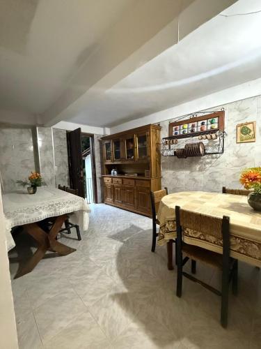 Sítio com piscina e churrasqueira (Sitio com piscina e churrasqueira) in Guapimirim