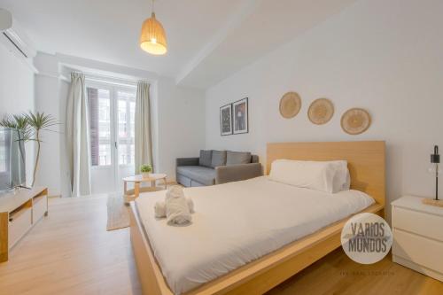 Tu ventana a Madrid para 3, conoce Carretas 25, Madrid (photo 4)
