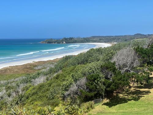 Dārzs, Wharekapua Beach House in Pukenui