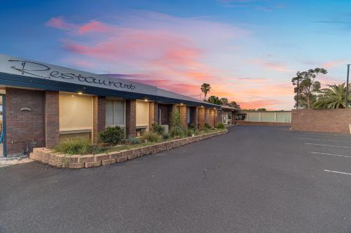 Parkview Motor Inn in Parkes