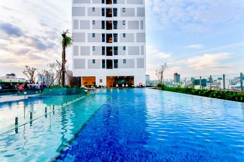 Helios Riverside Apartment