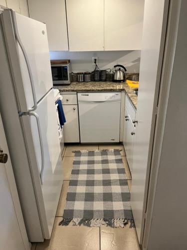 Kitchen, Pet-Friendly Uptown Dallas Loft with Patio & Grill in Oak Lawn