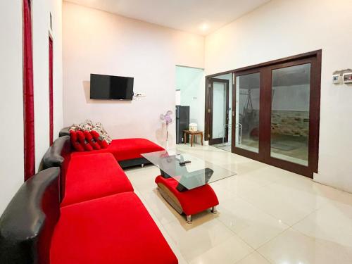 บริการและสิ่งอำนวยความสะดวก, Oma Kost 3 Probolinggo Mitra RedDoorz in โปรโบลิงโก้