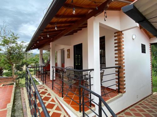 . Cabaña Campestre - Puente Nacional