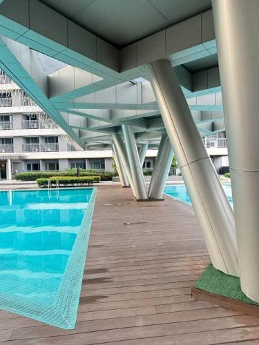 El Romantico Staycation At Fame Residence - Makati