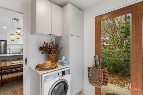 Apartment image 6
