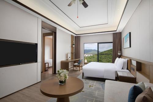 홀리데이 인 호텔 앤드 스위트 산야 야롱 베이 바이 IHG