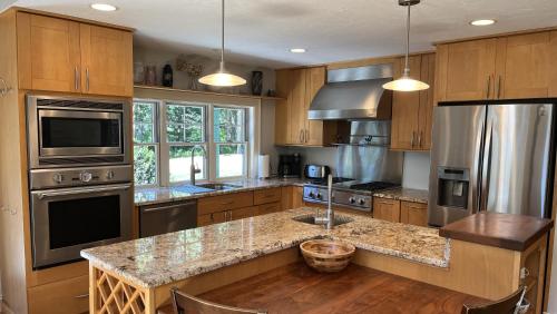 廚房, Fresh Pond East in 普利茅斯 (MA)