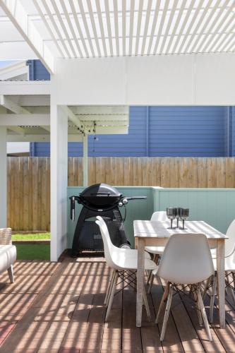 Lay Days Surf Shack - 3BR, Parking