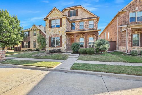 ทัศนียภาพภายนอกโรงแรม, Cozy 5BR Estate Lewisville - Office, Game Room in ลูอิสวิลล์ (TX)