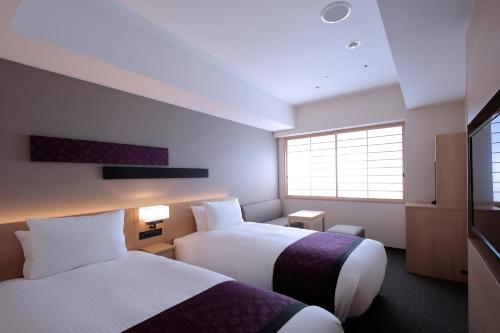 Superior Twin Room with City View with Free access to Lounge - Non-Smoking room in Hotel Intergate Kyoto Shijo Shinmachi