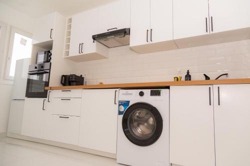 Appartement renove situe aux portes de Paris in Villeneuve-la-Garenne