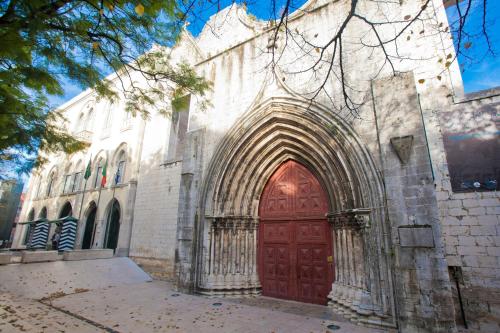 Entre o Carmo e a Trindade, Lisabon (fotografie 8)