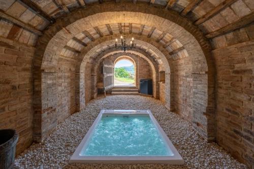 อ่างแช่น้ำร้อน, Stelle di Monte in มอนเตปุลชาโน