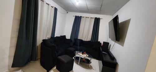 . Hermosa casa con Bohío privado