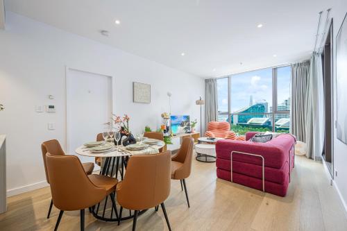 CBD sweet 3Br ChinaTown ICC & parking & Firework