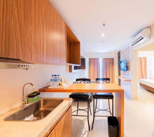 Kitchen, Astara Hotel Balikpapan in Balikpapan