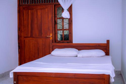 2 queen beds