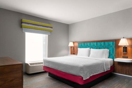 Hampton Inn Chicopee - Springfield - image 6