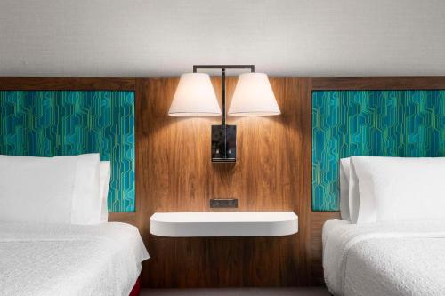 Hampton Inn Chicopee - Springfield - image 13