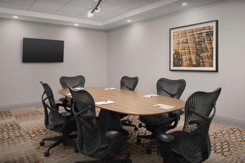 Hilton Garden Inn Casper - image 10