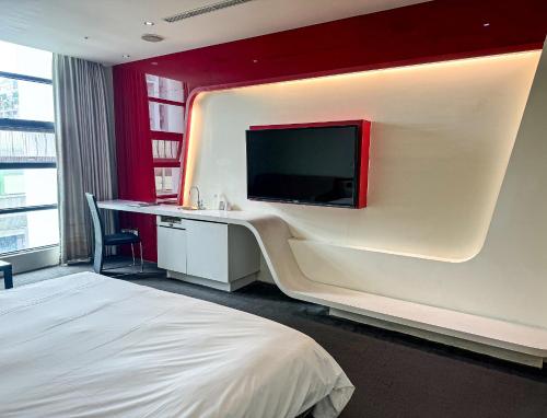 room detail thumbnail 1