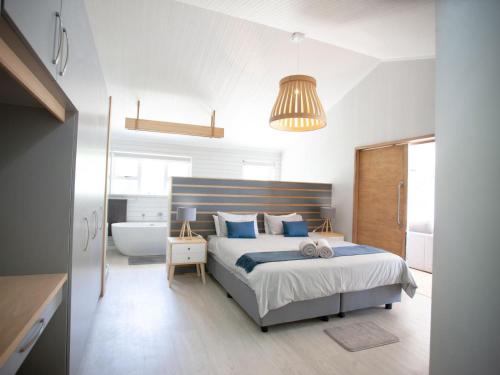 Tide Over in Victoria Öböl