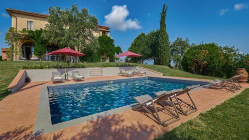Six-Bedroom Villa