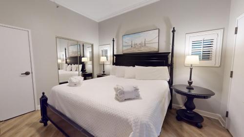 Tides 0107 in Destin, USA